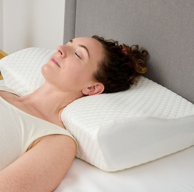 Groove® Skincare Original Pillow & Pillowcase Set - Image 2