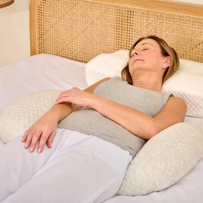 Groove® Adjustable Side-Support Pillow - Image 9